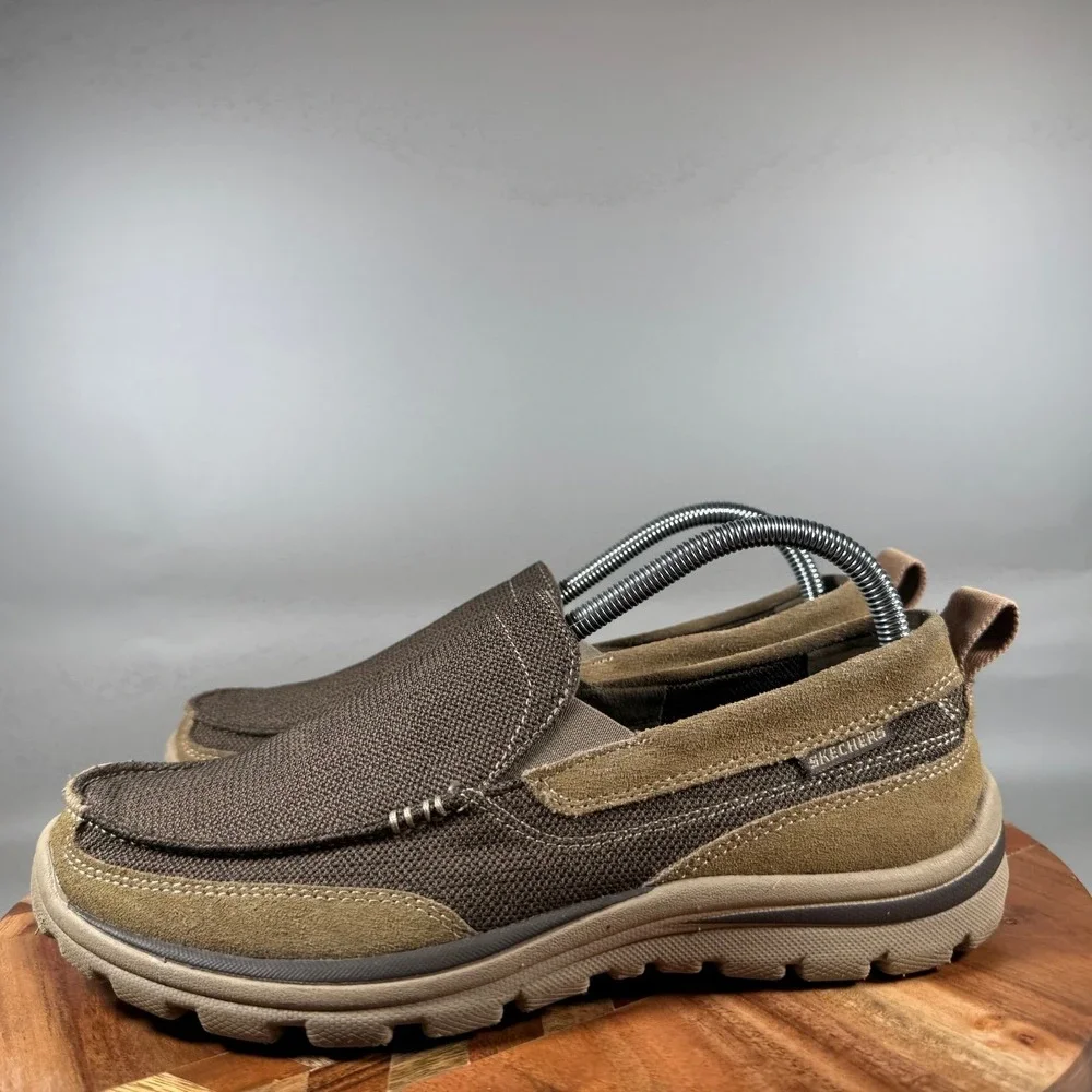 Skechers Relaxed Fit Mens 8.5 Brown Leather Textile Slip On Loafers 64365 LTBR